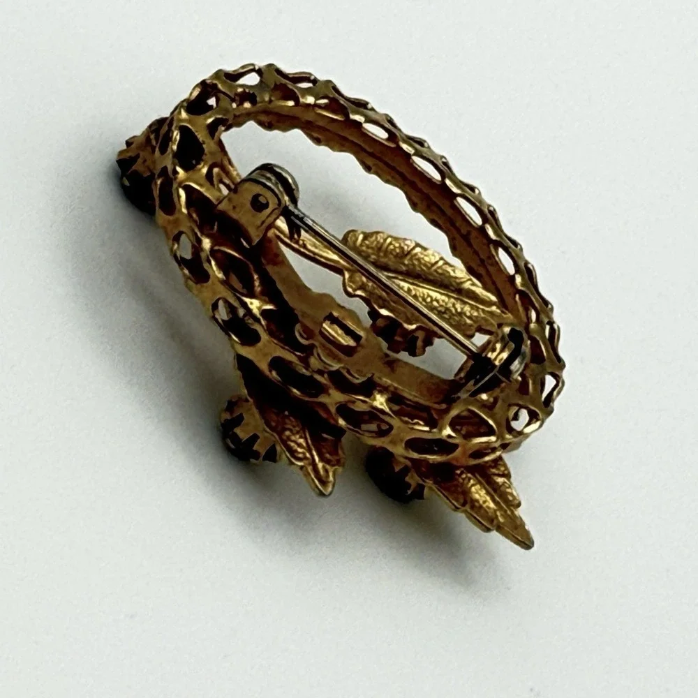 Estate vintage brooch